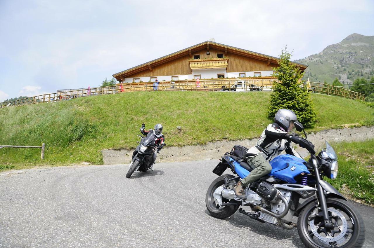 Belvedere Mountain Experience Hotel Monno Exterior foto